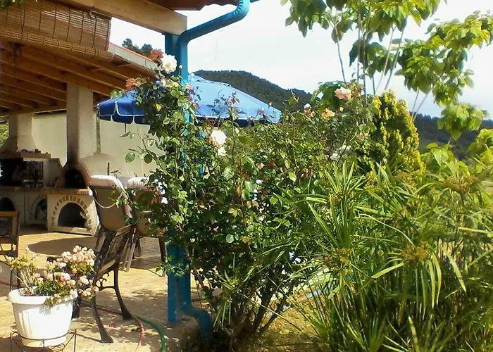 Tatiana Villa Kyparissia