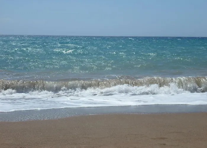 ヴィラ Tatiana キパリシア